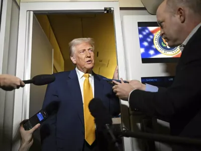 "Такое не забывают". Зеленскому дали час для издевательства над Трампом