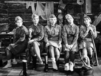 Секреты уникального подразделения НКВД: брали только женщин