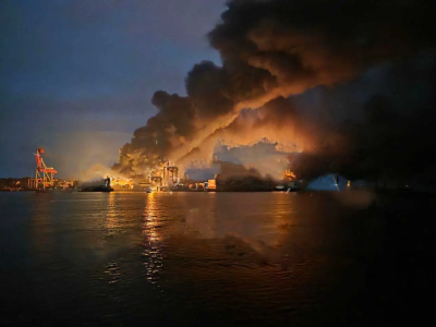 Что было на судне, вспыхнувшем в порту Украины