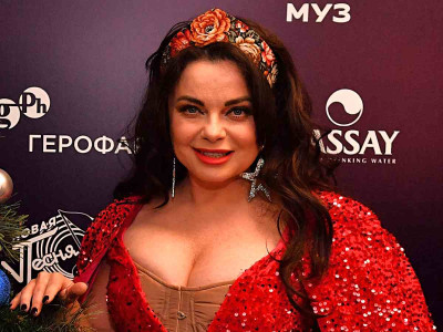 52-летнюю Королёву с трудом узнали в новом образе