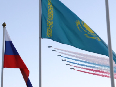 В проекте Конституции Казахстана изменили статус русского языка