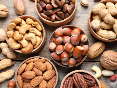 Известный орех оказался провокатором рака: хватит 2 штук