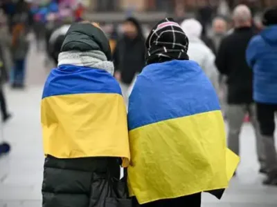Чего опасаются украинцы больше — боевых действий или «клоуна»