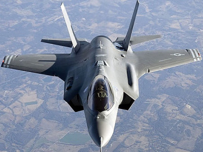 F-35 поплатился за дерзость, приблизившись к самолету России