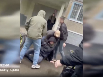 ФСБ показала задержание экстремиста "Вальтера" в Краснодаре
