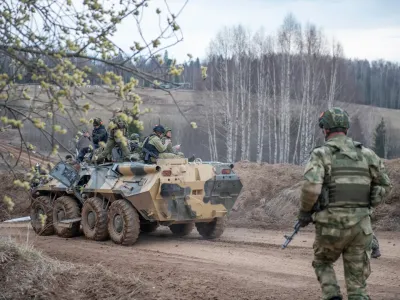 До Славянска осталось 4 км: российские военные будут биться за город