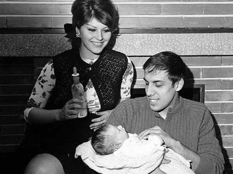 Какие звездные пары почти всю жизнь вместе