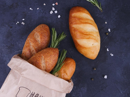 Вот зачем на нарезном батоне делают насечки