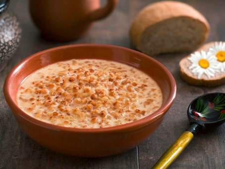 Почему нельзя есть много гречки, да еще и с молоком