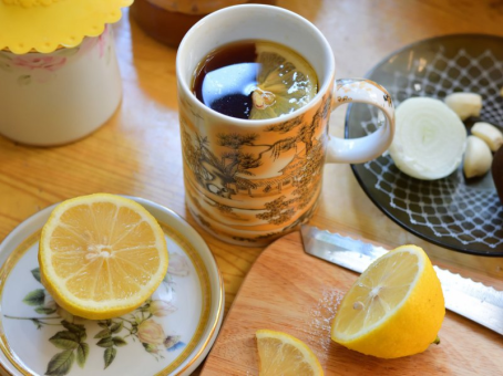 Что будет, если человек выпьет 32 чашки чая с лимоном