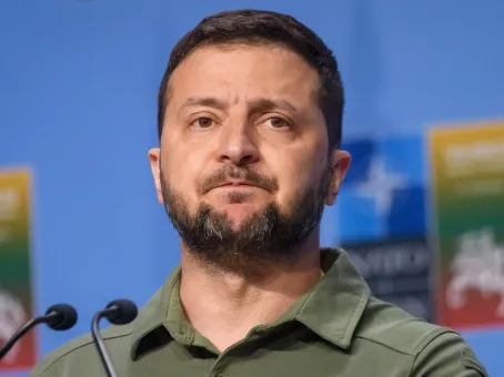 Зеленскому, которому привиделись «пленные китайцы», вынесли предупреждение
