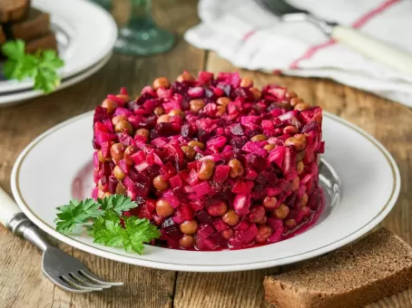 Почему борщ и винегрет могут быть опасны для здоровья