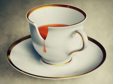 Причины никогда не пить из треснутой чашки