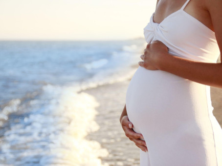 Муж просто сделал фото беременной жены: результат удивил