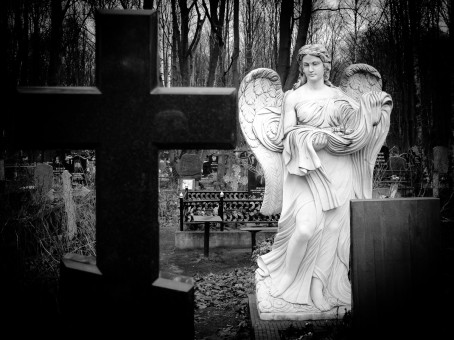 Эту связь обрывать нельзя: вот почему хоронят на 3-й день