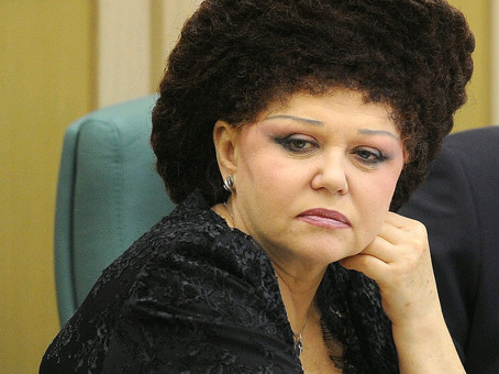 Петренко потрясла своей прической: вот в чем ее секрет