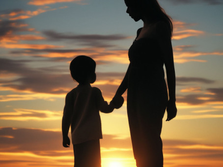 27 лет назад женщина усыновила мальчика: вот как он отплатил ей