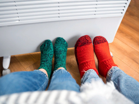 Если постоянно мерзнут ноги: какая болезнь уже началась