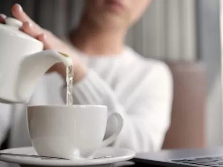 Что ждет тех, кто много пьет чая и кофе: тревожный вердикт