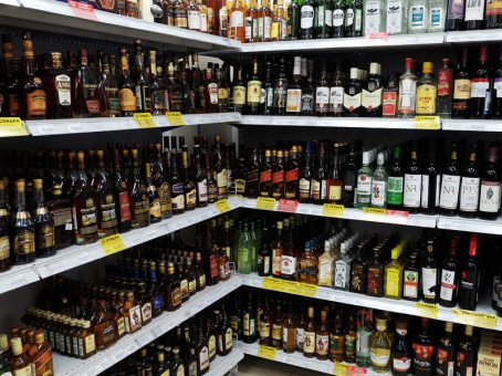 Рост акцизов на табак и алкоголь с 2026 года: как изменятся цены