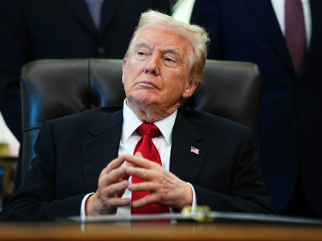 Трамп: США больше не финансируют Украину