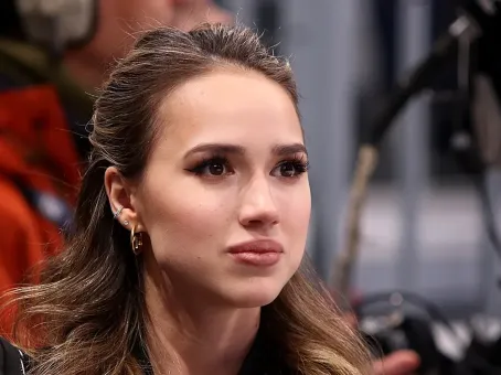 Алина Загитова радикально сменила имидж