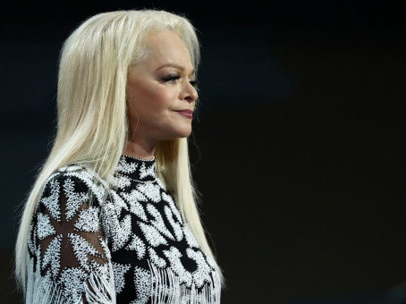 Долина ни разу не позвонила Лурье и не извинилась