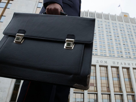 Совфед отменил ежегодные декларации о доходах чиновников