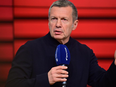 Посла РФ вызвали в МИД Армении после слов Соловьева