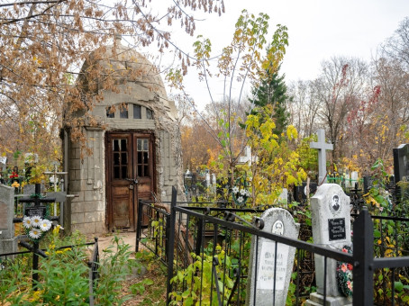 Большой грех: эту ошибку совершают на кладбище многие