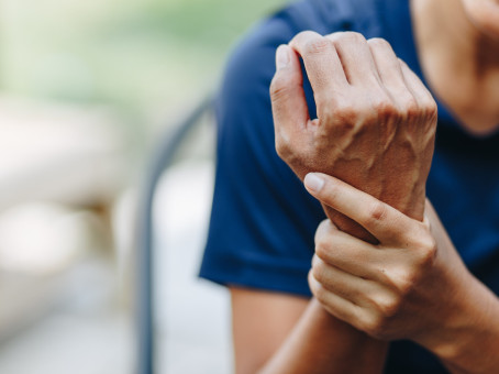 Если вы это чувствуете - бегите к врачу: новые симптомы инфаркта