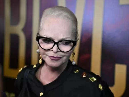 Директор Долиной: певица снова стала жертвой обмана