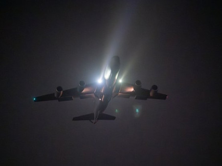 В РФ заявили о необычном грузе на самолете из США