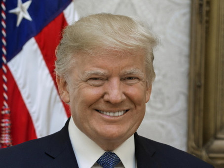 Трамп рассказал, кого не хочет видеть у власти в Иране