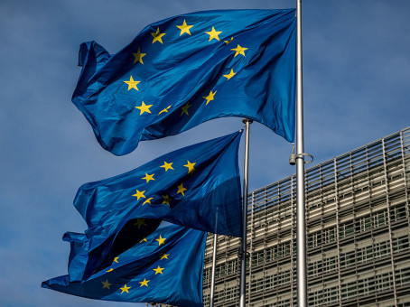 Европу призвали снять антироссийские санкции из-за войны в Иране