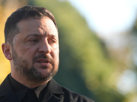 Истерика в Киеве: Зеленский начал «сжигать мосты» с союзниками