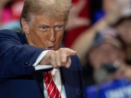 Трамп ищет в Белом доме сливших секретные данные о войне в Иране