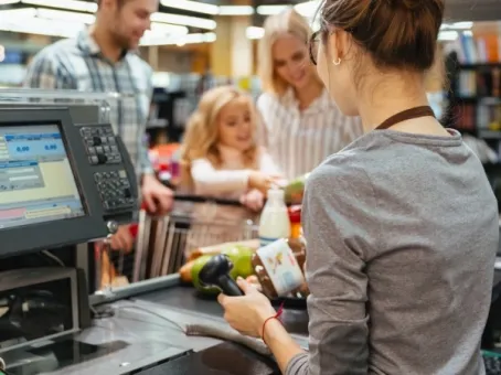 Раскрыт смысл хитрого вопроса кассиров «Вам нужен чек?»