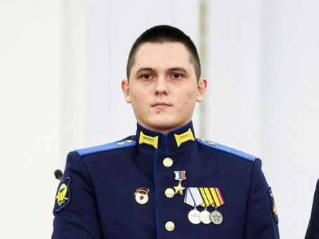 Герой России сел в чужое авто: мать раскрыла странную деталь