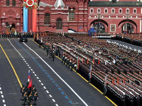 Неожиданный ход к 9 Мая: что готовит РФ по параду Победы