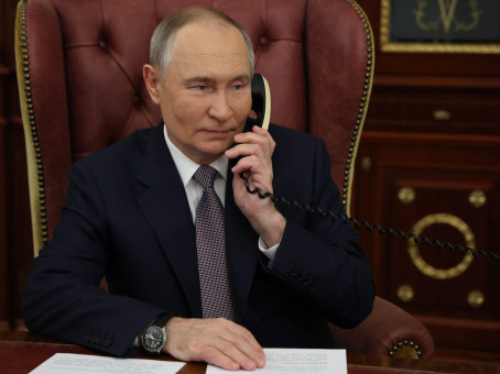 Запад идет на диалог с РФ — у Зеленского истерика: СМИ