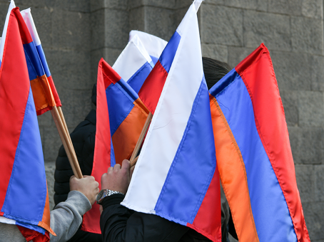 Какое обещание Армения дала России