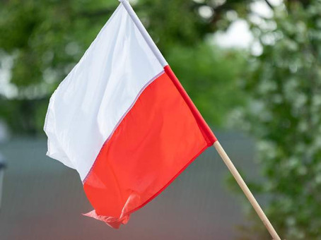 Польский политик Толвиньский отправил гумпомощь бойцам ВС РФ
