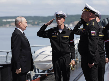 Путин послал три суровых сигнала Японии, посетив Дальний Восток
