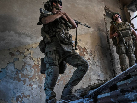 Украинские военные начали передавать данные о позициях ВСУ через листовки