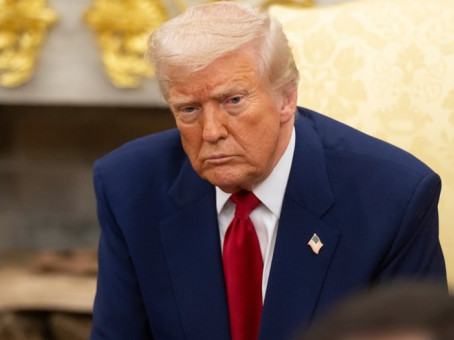 Трамп призвал Украину прекратить удары по топливной инфраструктуре РФ