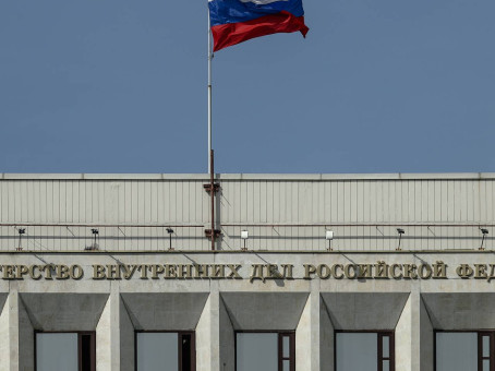 В МВД разъяснили россиянам процедуру с паспортом после смены подписи
