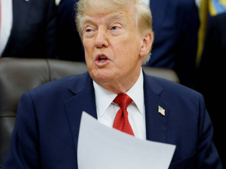 Трамп экстренно прервал поездку из-за Ближнего Востока
