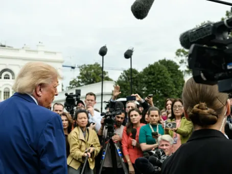Трамп приказал сократить популяцию комаров в Вашингтоне на 90%