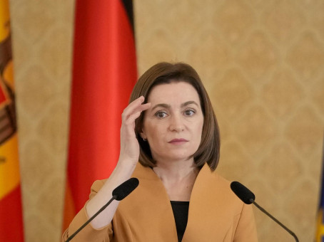 Санду констатировала, что в Молдавии падает доверие к власти